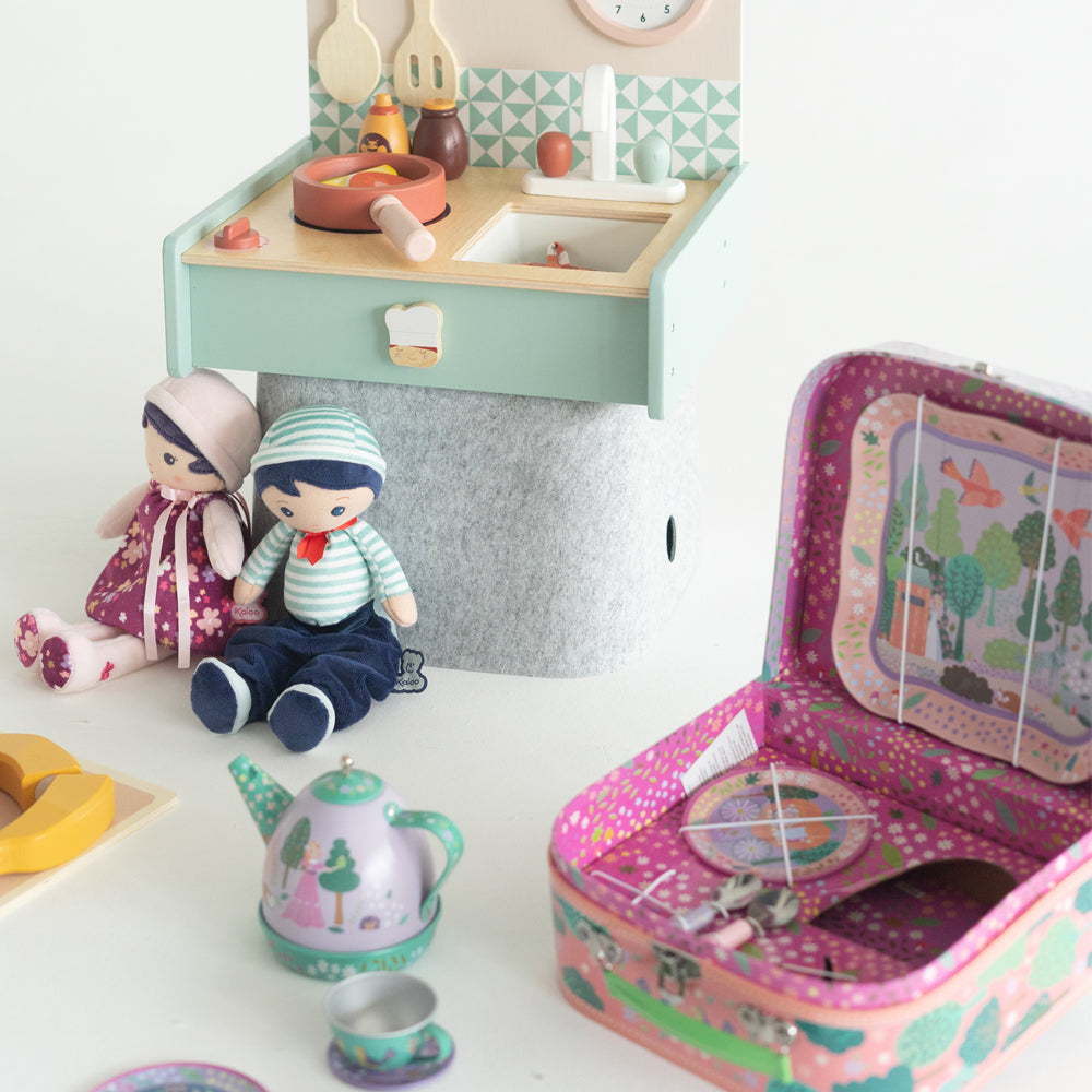 Here comes party month, May!