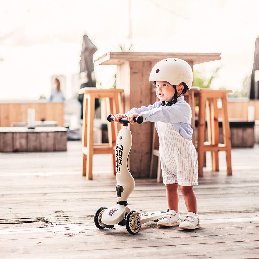 Scoot_and_Ride_Highway_Kick_1_ash_toddler_scooter