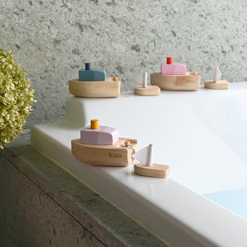 Ofune Wind-Up Boat Pink - Binky