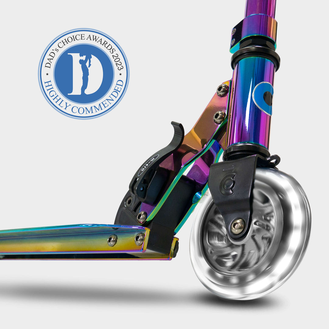 Close-up of the Neochrome Micro Sprite front wheel with the Dad's Choice Awards 2023 Highly Commended badge