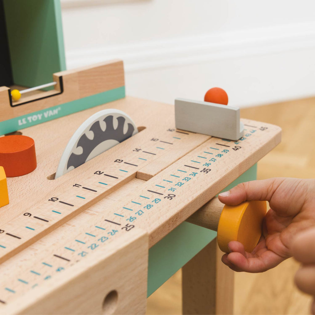 Le Toy Van Alex’s Toy Work Bench