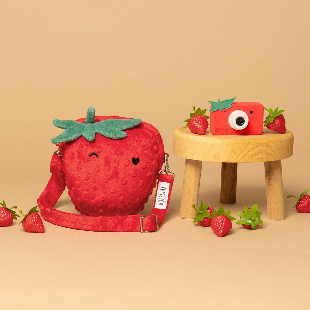 Hoppstar Cheeky Fruits Bags - Strawbella