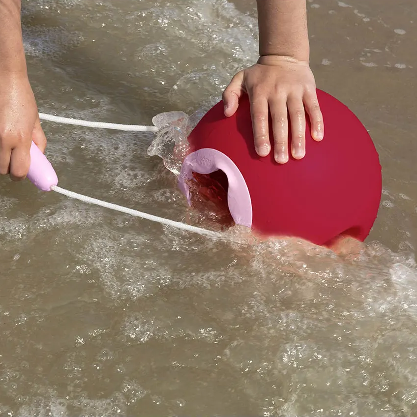 Large Ballo Beach Bucket – Cherry