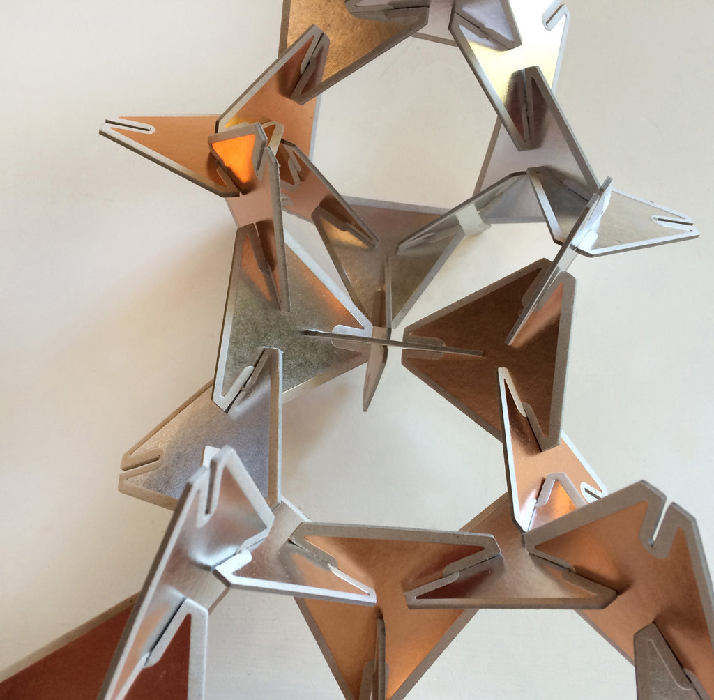 Triangulo ROC - Sculpture to construct - Binky