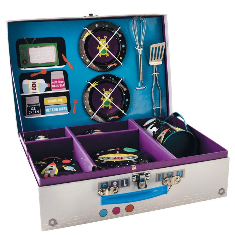 Space Tin Kitchen Set in Rectangular Case - Binky